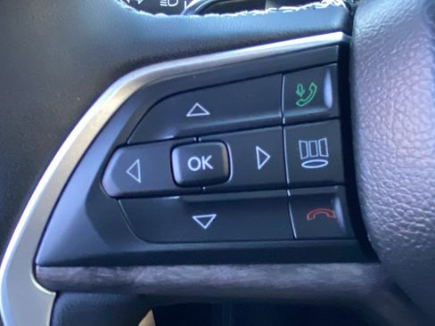 Certified 2023 Jeep Grand Cherokee Limited image 11