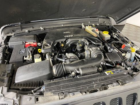 Used 2019 Jeep Wrangler Sport image 30