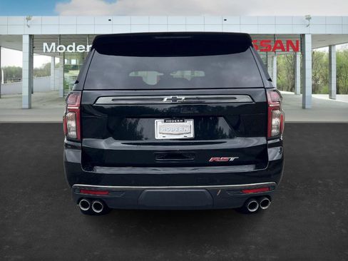 Used 2022 Chevrolet Tahoe RST w/ Sport Performance Package image 4