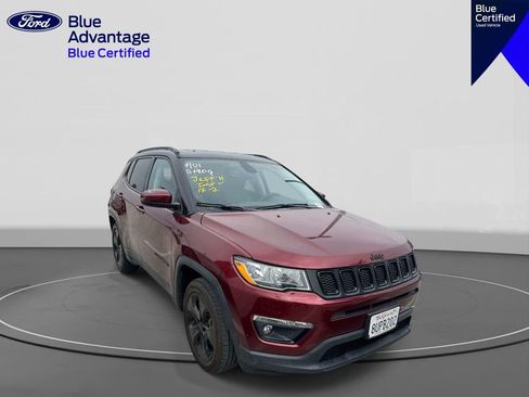 Used 2021 Jeep Compass Latitude FWD image 5