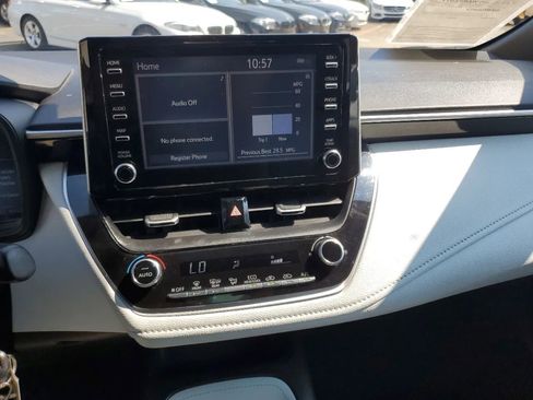 Used 2020 Toyota Corolla SE image 25