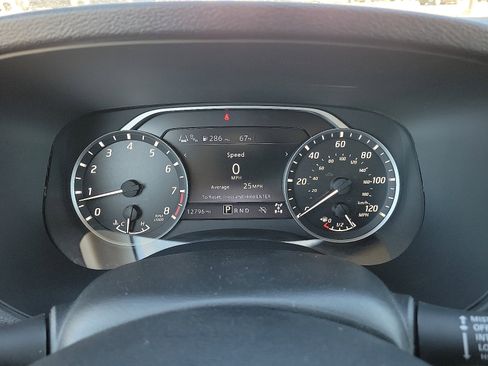 Used 2024 Nissan Frontier S w/ Technology Package image 18