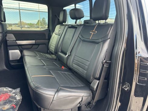 Used 2023 Ford F450 Platinum w/ FX4 Off-Road Package image 7