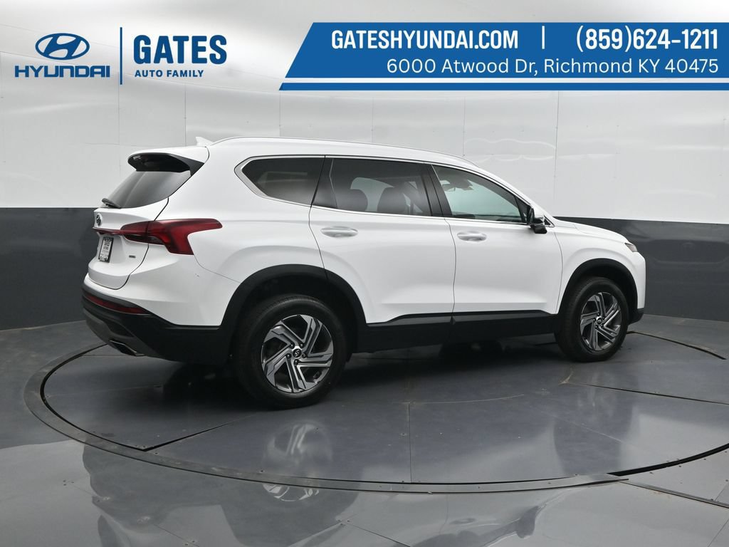 Used 2023 Hyundai Santa Fe SEL w/ Cargo Package AWD/4WD image 2