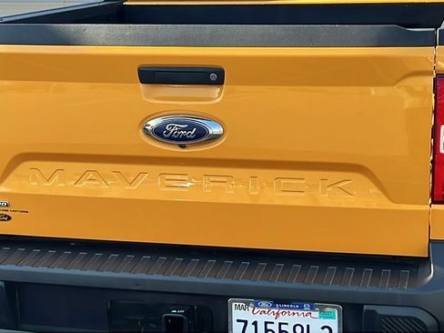 Certified 2022 Ford Maverick XLT w/ XLT Luxury Package FWD image 6