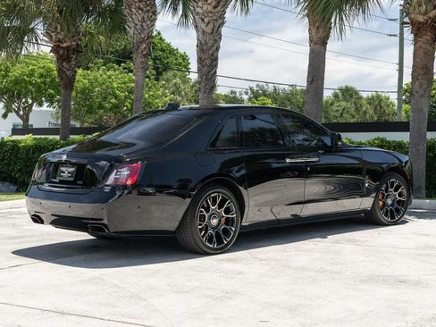 Used 2022 Rolls-Royce Ghost Black Badge AWD/4WD image 9