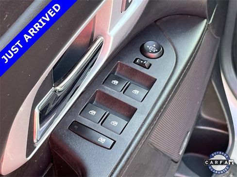 Used 2016 GMC Terrain SLT image 24