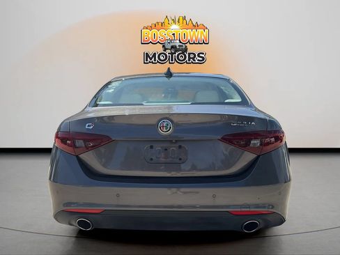 Used 2020 Alfa Romeo Giulia Ti AWD/4WD image 6