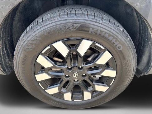 Used 2025 Hyundai Santa Cruz SEL AWD/4WD image 10