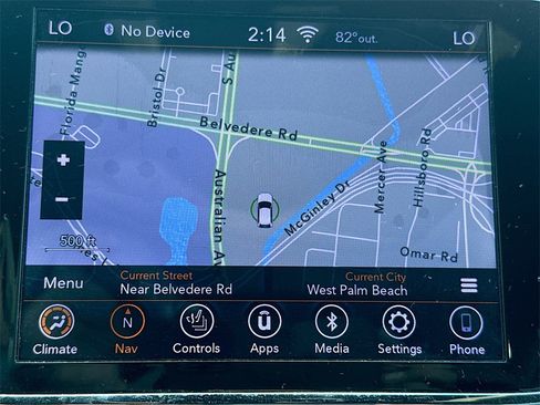 Used 2020 Jeep Grand Cherokee Limited image 14