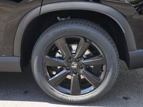 New 2025 Honda Pilot Black Edition image 8