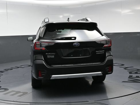 Used 2020 Subaru Outback Touring XT AWD/4WD image 8