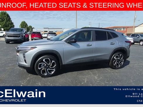 Used 2026 Chevrolet Trax RS w/ Sunroof Package FWD image 6
