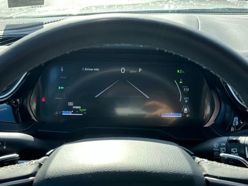 Used 2022 Jeep Grand Cherokee Limited 4xe w/ Luxury Tech Group II image 25