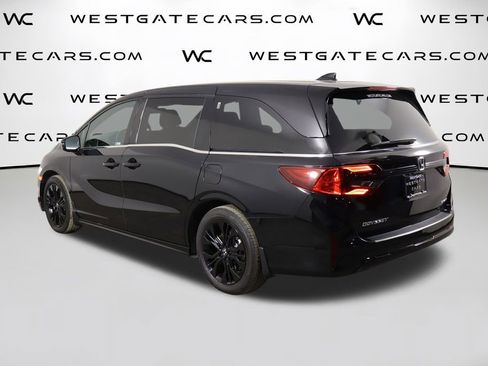 Used 2025 Honda Odyssey Sport-L image 43