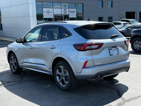 Used 2024 Ford Escape ST-Line w/ Tech Pack #1 AWD/4WD image 6