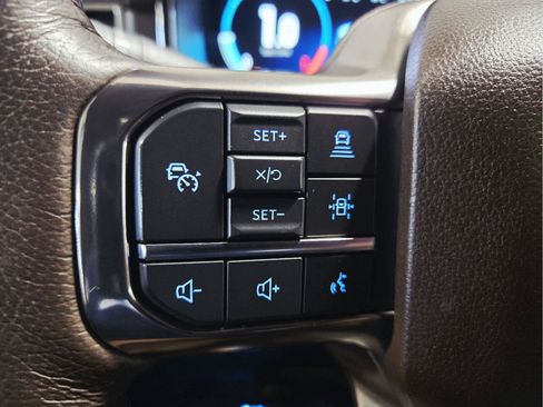 Used 2023 Ford F150 King Ranch w/ Equipment Group 601A High AWD/4WD image 41