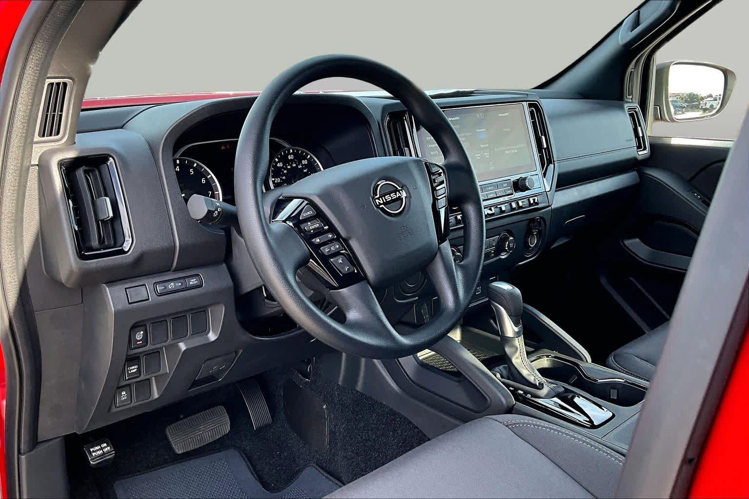 New 2027 Nissan Frontier 2WD Crew Cab image 8
