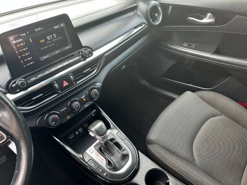 Used 2019 Kia Forte EX FWD image 19