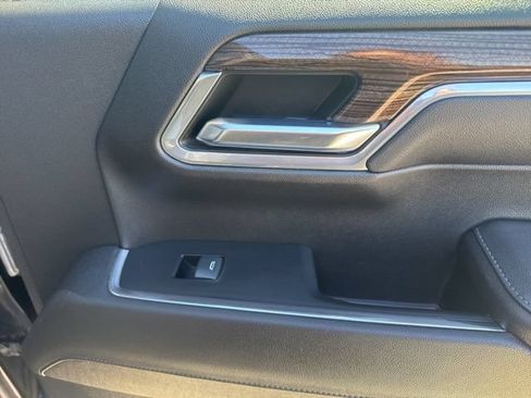 Used 2023 Chevrolet Silverado 1500 LT AWD/4WD image 31