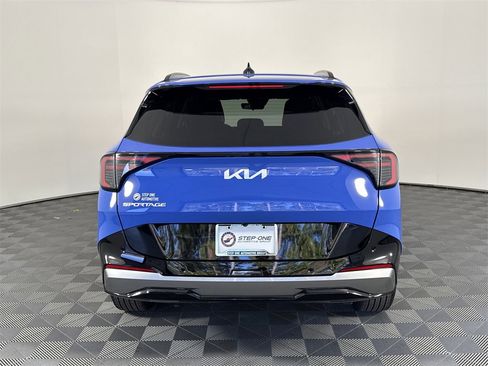 New 2026 Kia Sportage SX image 6