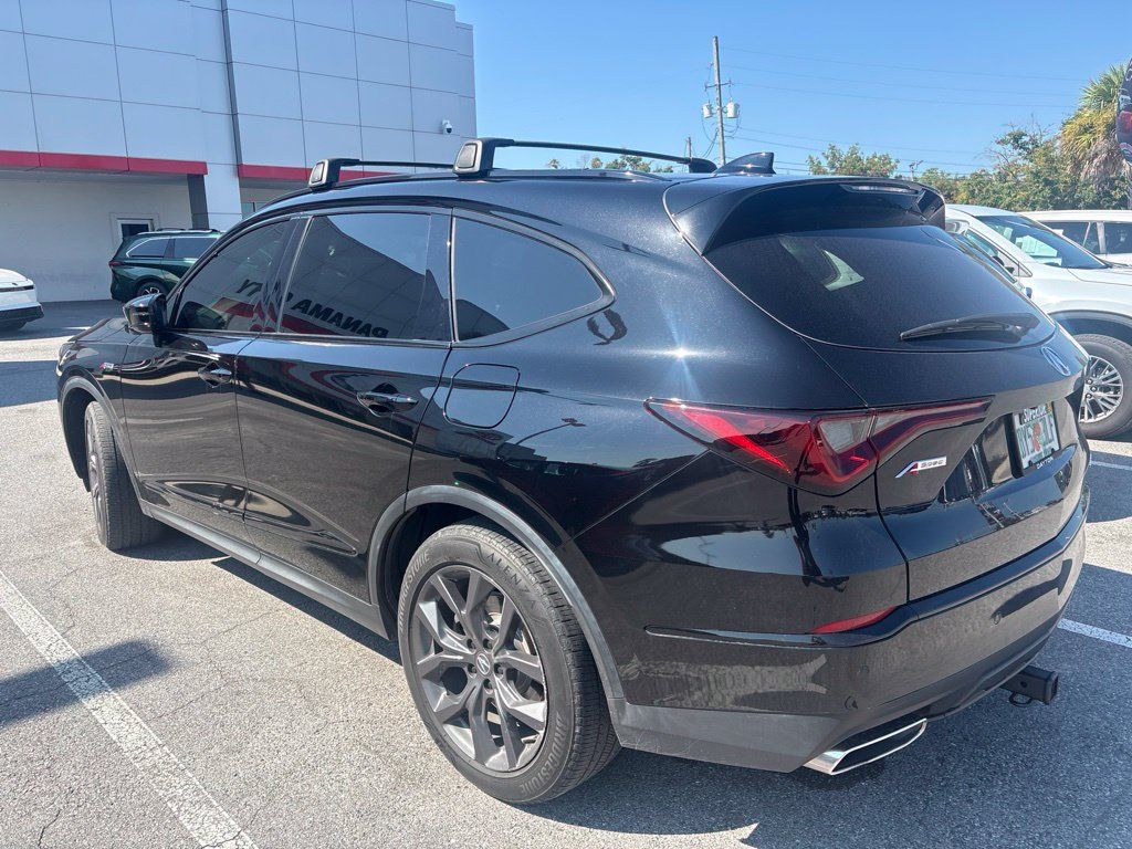 Used 2022 Acura MDX A-Spec AWD/4WD image 12