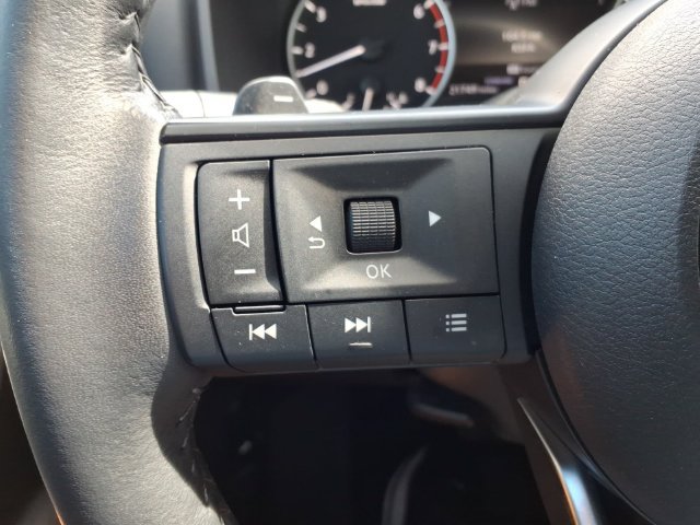 Used 2024 Nissan Rogue SV w/ SV Premium Package FWD image 24