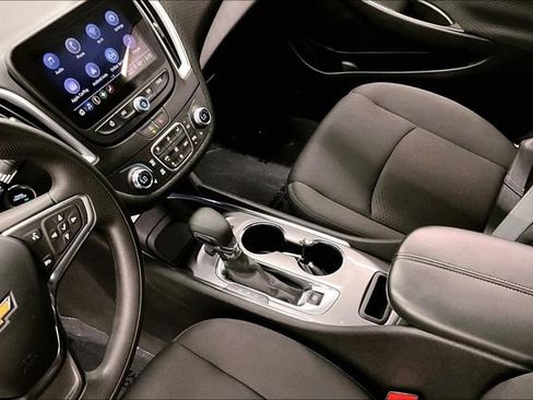 Used 2023 Chevrolet Malibu LT FWD image 17
