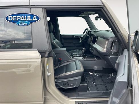 Used 2025 Ford Bronco Outer Banks AWD/4WD image 19