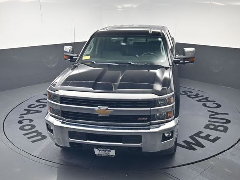 Used 2015 Chevrolet Silverado 2500 LTZ w/ LTZ Plus Package image 13