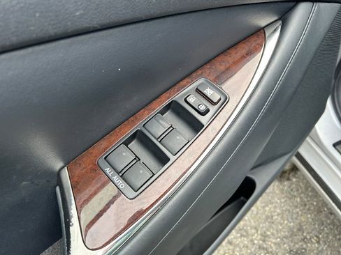 Used 2010 Lexus ES 350 image 17