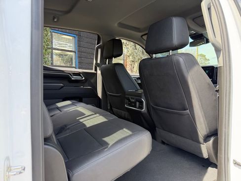 Used 2023 Chevrolet Silverado 1500 LTZ image 39