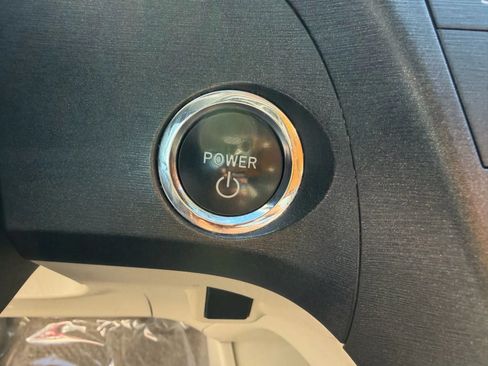 Used 2011 Toyota Prius Three image 47