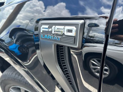 Used 2022 Ford F150 Lariat w/ Equipment Group 502A High AWD/4WD image 9