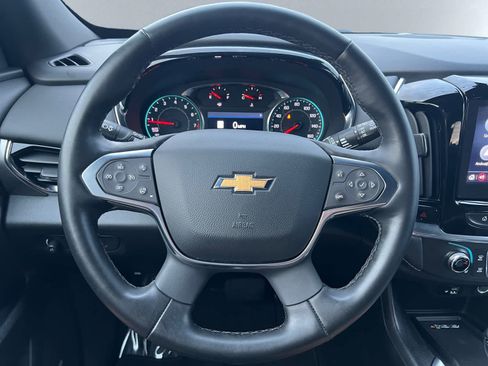 Used 2023 Chevrolet Traverse LT w/ LT Premium Package AWD/4WD image 17