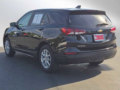 Used 2024 Chevrolet Equinox LS w/ LS Convenience Package image 5