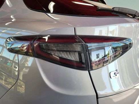New 2025 Alfa Romeo Stelvio Sprint image 18
