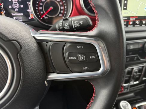 Used 2022 Jeep Wrangler Unlimited Rubicon AWD/4WD image 23