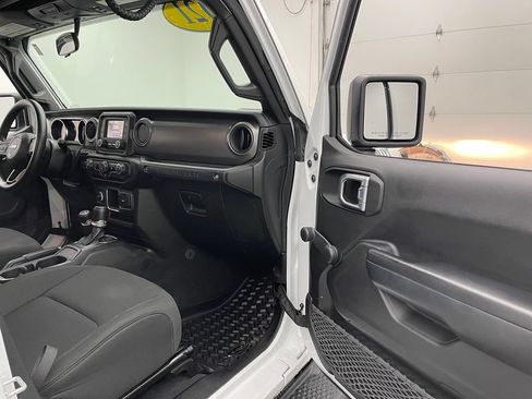 Used 2021 Jeep Wrangler Unlimited Sport AWD/4WD image 27