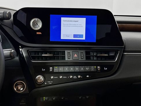 New 2025 Lexus ES 300h w/ Premium Package image 15