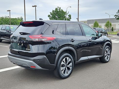 Used 2021 Nissan Rogue SV AWD/4WD image 6