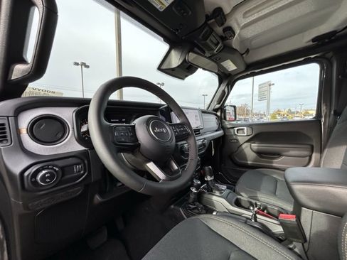 New 2026 Jeep Gladiator Sport AWD/4WD image 12