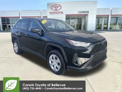 Certified 2025 Toyota RAV4 LE image 1