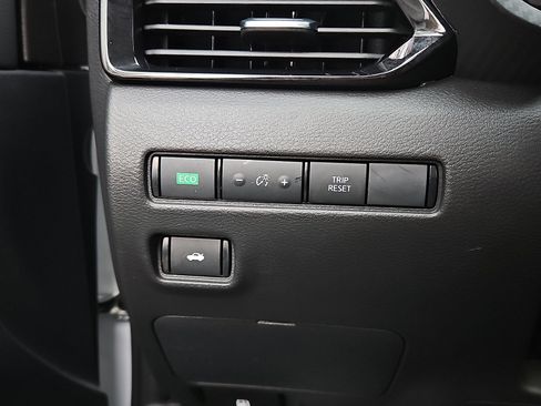 Certified 2025 Nissan Sentra SV w/ All-Weather Package image 25