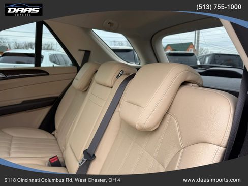 Used 2018 Mercedes-Benz GLE 350 GLE 350 4MATIC Sport Utility 4 w/ Premium 1 Package image 18