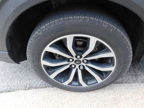 Used 2021 Ford Explorer ST w/ Equipment Group 401A image 13