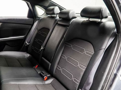 Used 2023 Kia Forte GT-Line w/ GT-Line Premium Package image 38