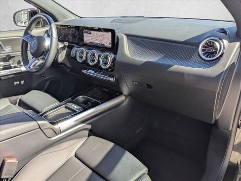 Used 2025 Mercedes-Benz GLA 250 image 22