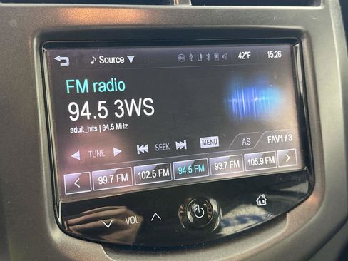 Used 2015 Chevrolet Sonic LT image 17