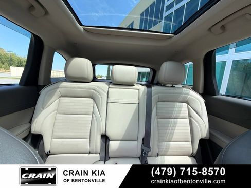 Used 2025 Lincoln Nautilus Reserve w/ Jet Appearance Package AWD/4WD image 27